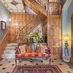 - Summerlands Hall Gothic Διαμέρισμα